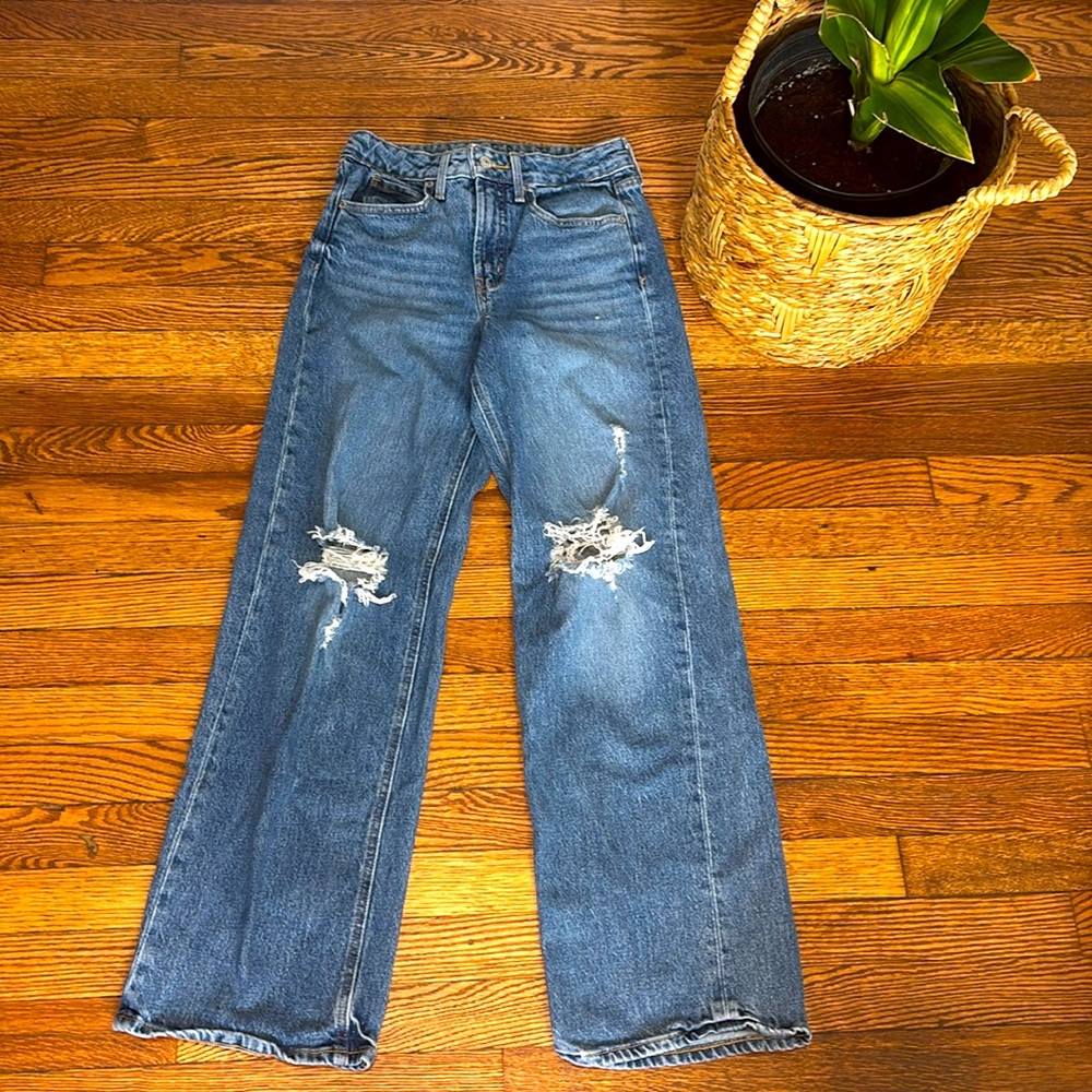 Old Navy Distressed Extra High Rise , Sky Hi Wide Leg Jeans